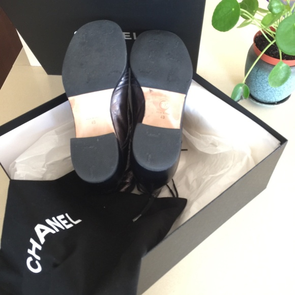 CHANEL Metallic Cap Toe Boots, Size 10 - Picture 7 of 12